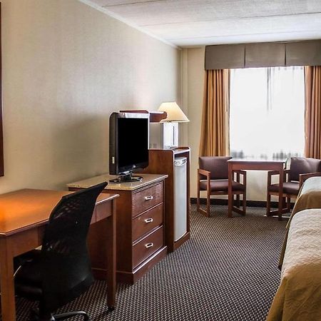 Baymont By Wyndham Youngstown Exterior foto