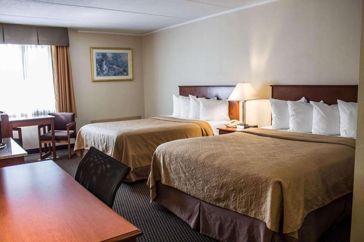 Baymont By Wyndham Youngstown Exterior foto