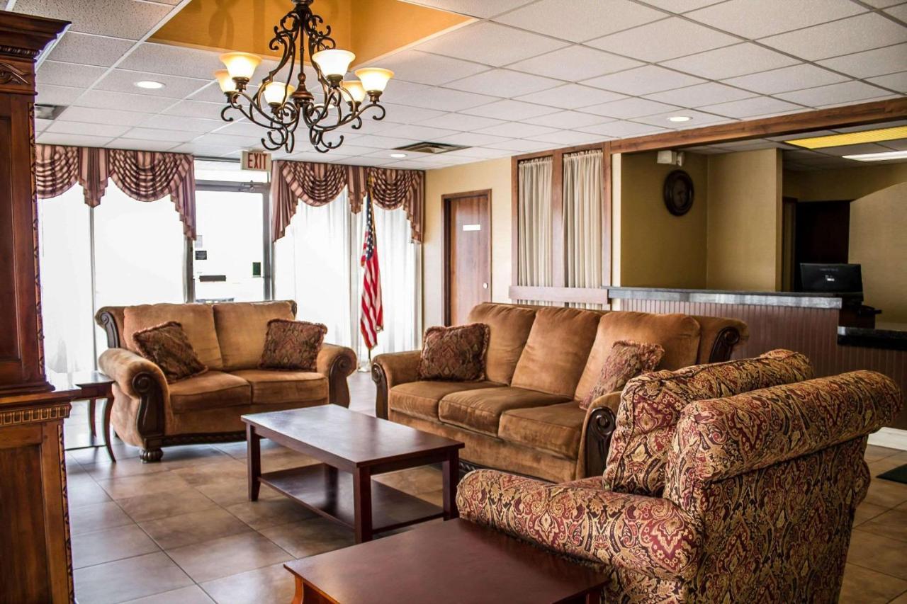 Baymont By Wyndham Youngstown Exterior foto